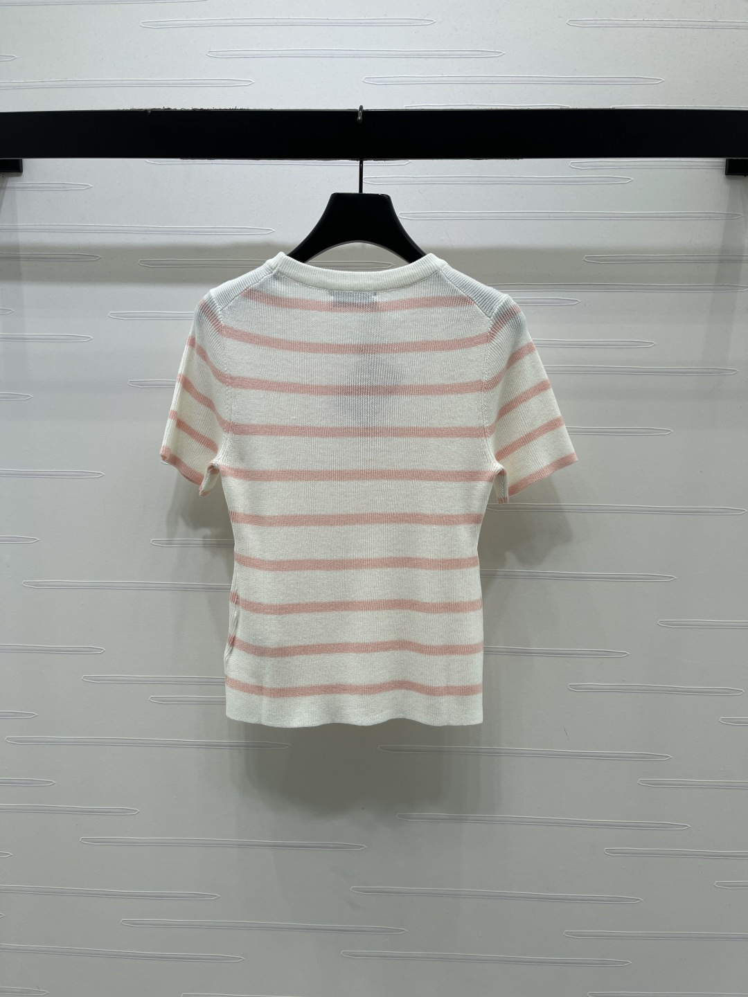Women's short sleeves